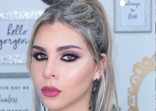 Tendencias de Maquillaje para esta Temporada: ¡Luce a la Moda en la Navidad y el Fin de Año!